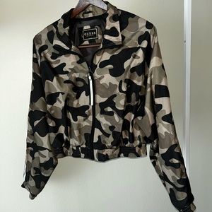 GUESS Women's Camouflage Crop Windbreaker Jacket Size Large